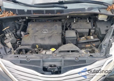 2014 Toyota Sienna Xle/Limited из США, поврежденный, VIN 5TDDK3DCXES083992